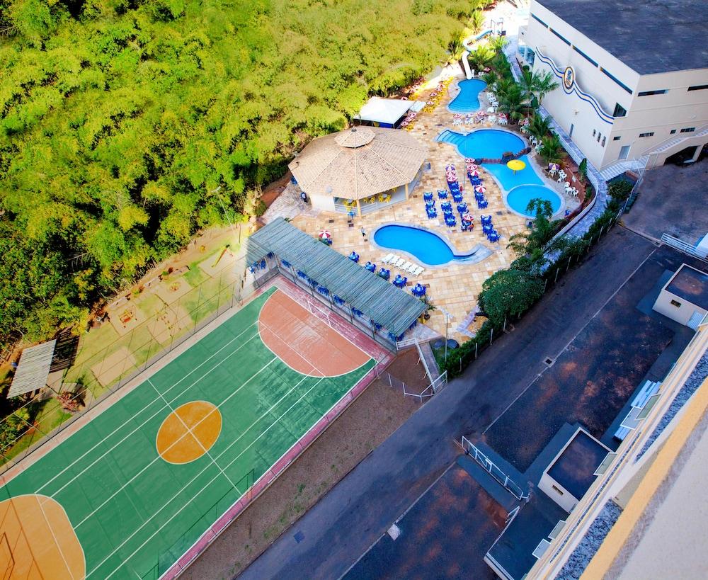Golden Dolphin Grand 3* Caldas Novas